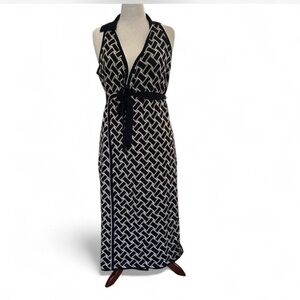 DIANE VON FURSTENBERG x Target Geometric Wrap Dress